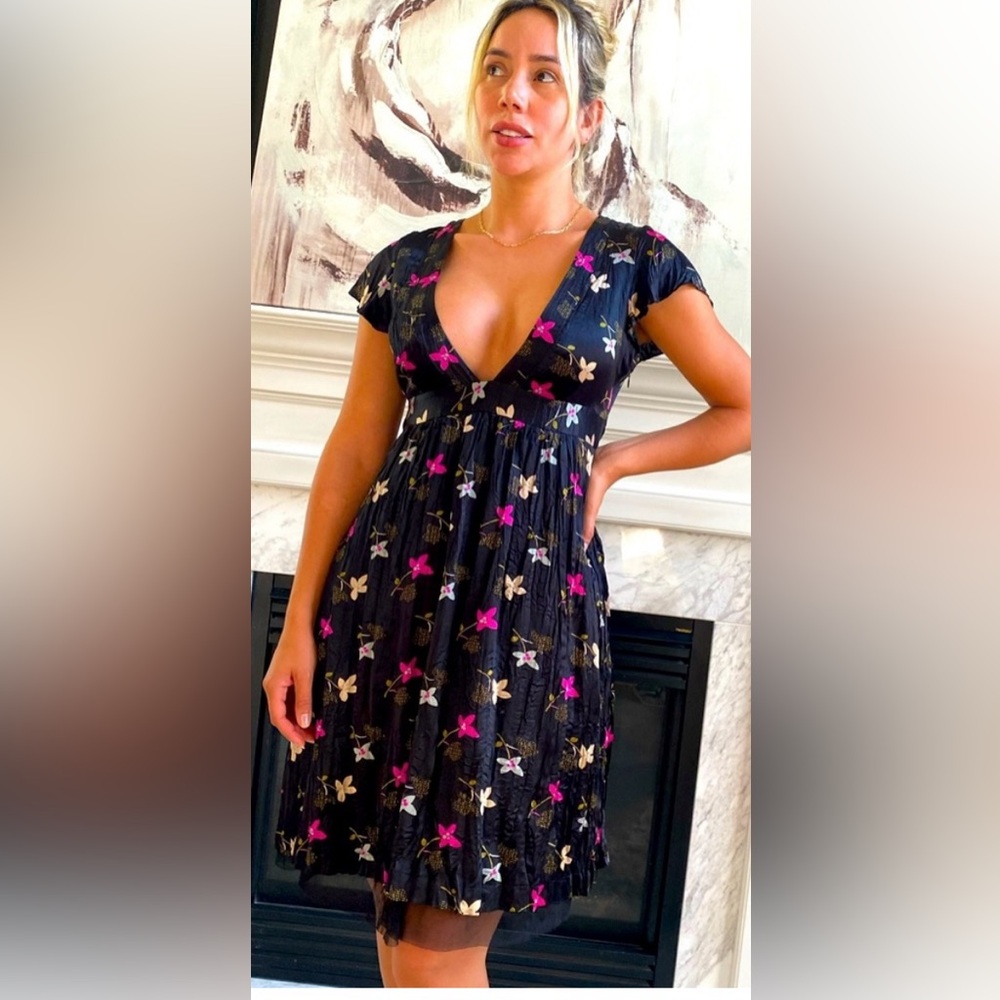 Free People gorgeous dress 100% silk Small